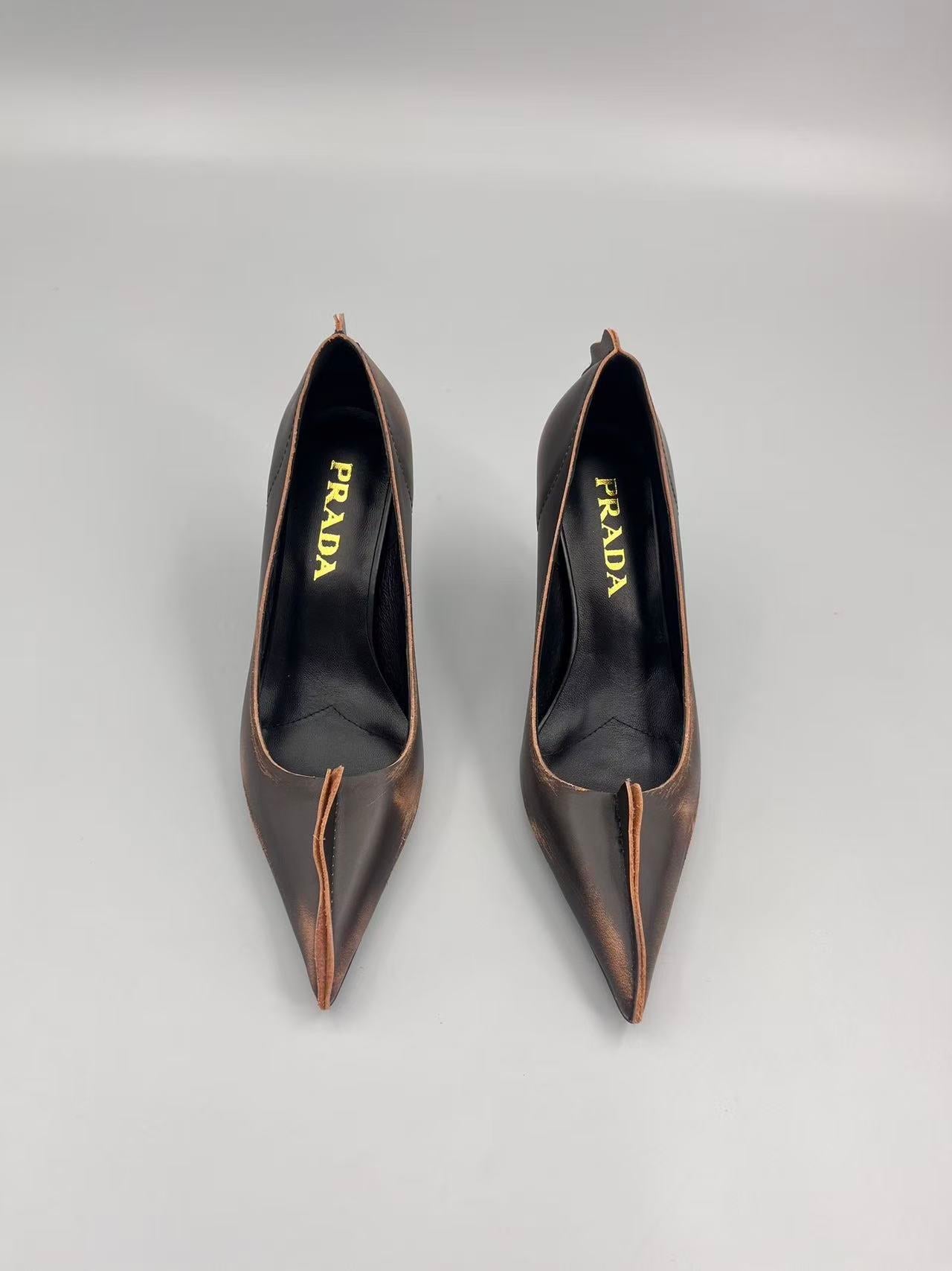 Pointed stiletto high heels