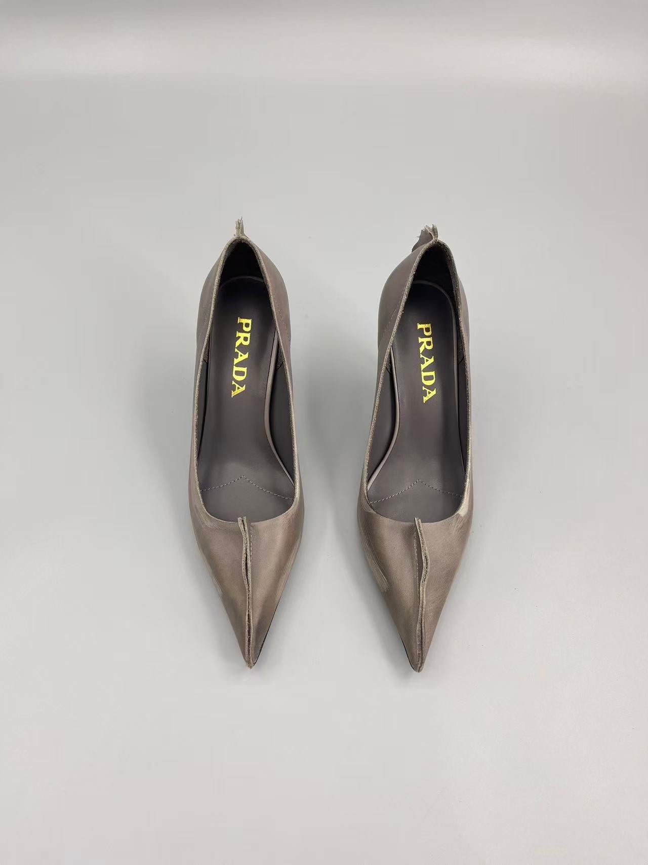 Pointed stiletto high heels