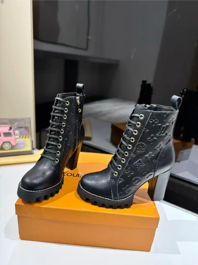 StarTrail Ankle Boot