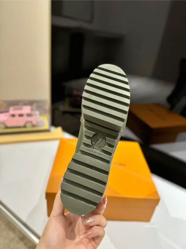 Laureate Platform Desert Boot