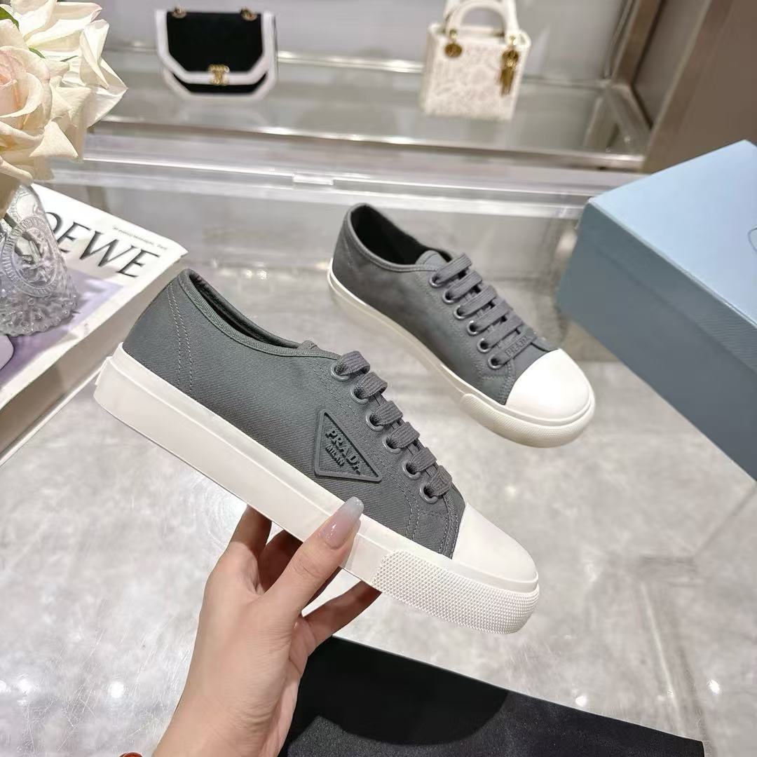 Cloudy Gray Cotton gabardinesneakers