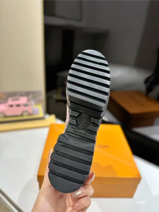 Laureate Platform Desert Boots Suede with Monogram Canvas