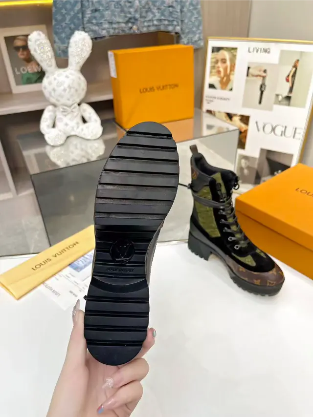 Laureate Platform Desert Boots Suede with Monogram Canvas