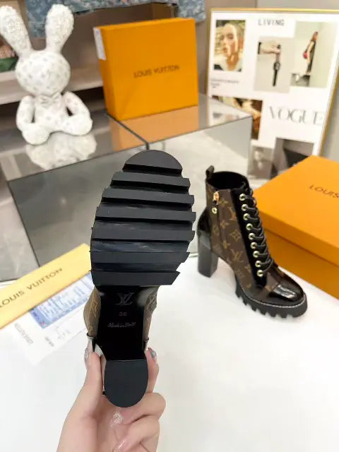 Women's Star Trail Ankle Boots