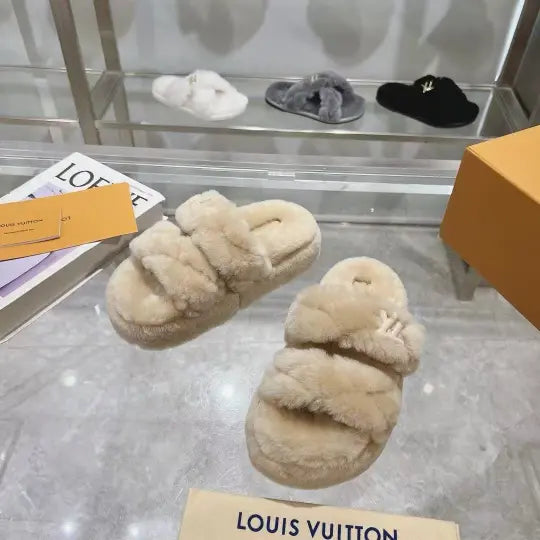 Plush slippers