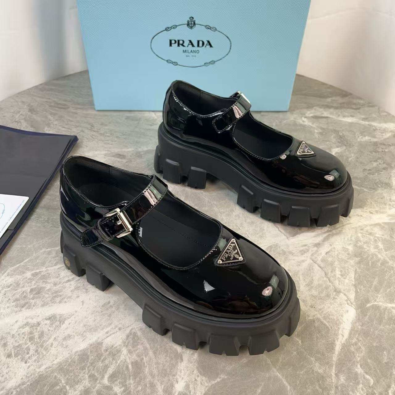 Patent leather platform Mary Jane shoe style