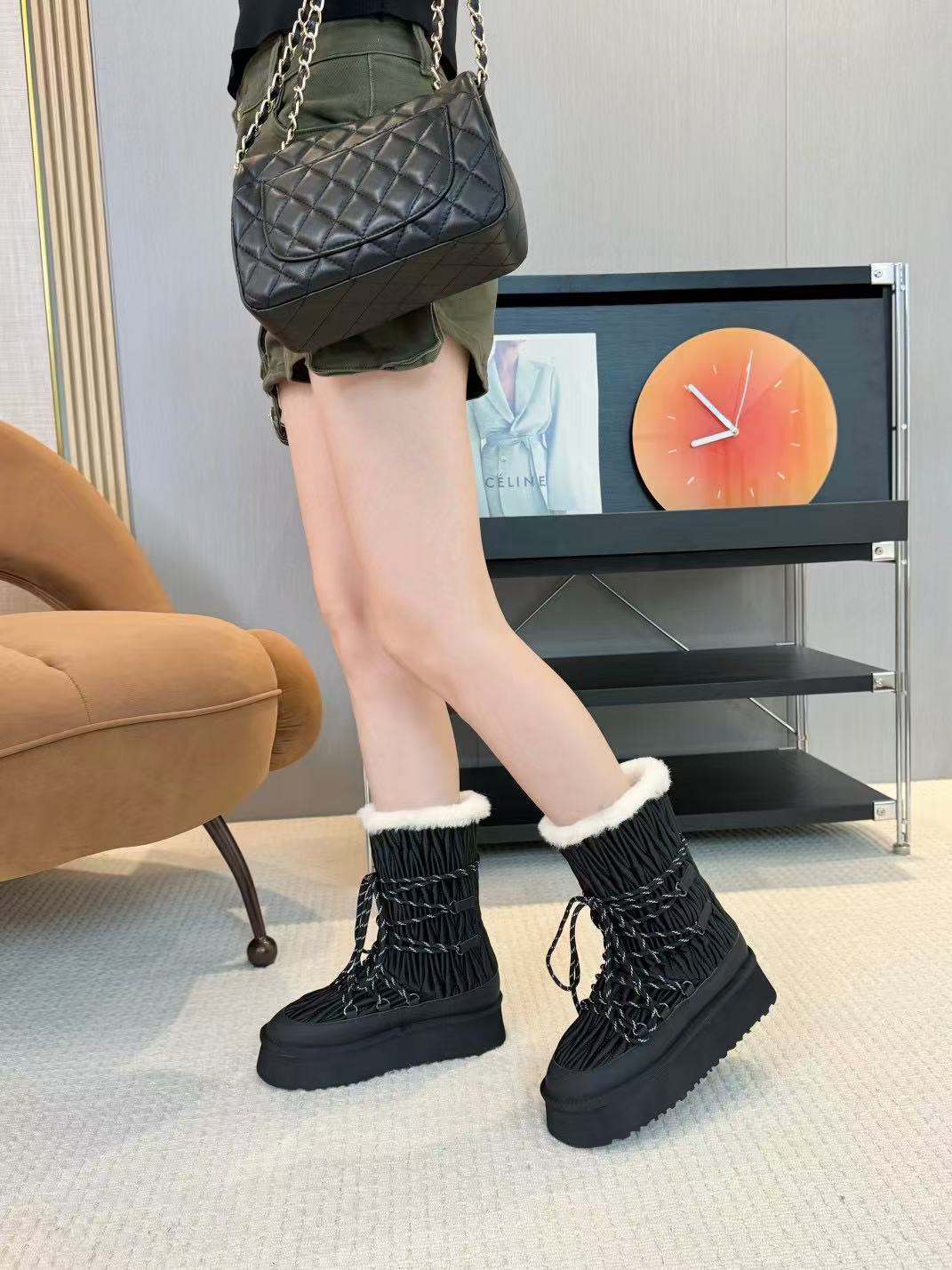 PleatedPlatfomm Snow Boots