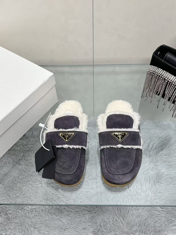 Triangle buckle bread toe half slippers